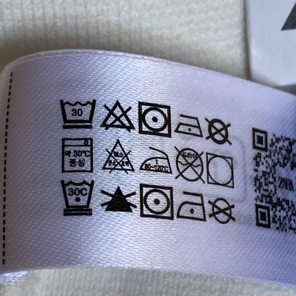 NWT. Zara White Viscose Blend Sleeveless V-neck Vest Top with Back Strap Size XL - Picture 9 of 9